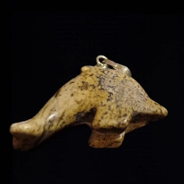 Tarka jáspis delfin medál